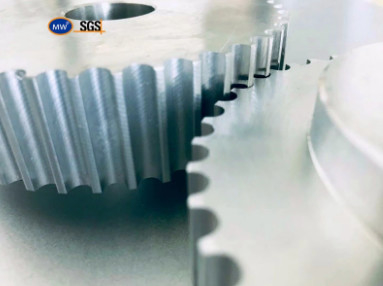 I produttori cinesi gli ingranaggi positivi del motore della trasmissione dell'ingranaggio di CNC del pignone del Metal Gear del dente cilindrico dei pezzi di ricambio delle attrezzature fornitore