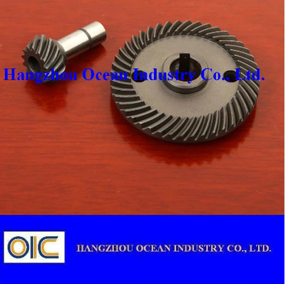 Rack di ingranaggi di cancello scorrevole personalizzabile Larghezza dei denti di 10 mm per un sistema di cancello scorrevole personalizzato fornitore