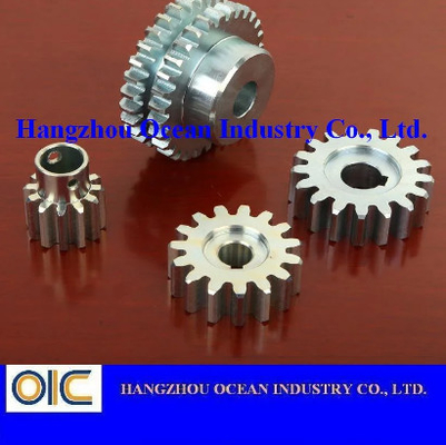 Capacità di carico 500 kg Sliding Gate Gear Rack con angolo di pressione di 20 gradi e finitura in argento fornitore
