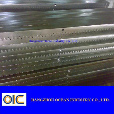 Steel Sliding Gate Gear Rack Silver Module M4 Corrosion Resistant Finish Providing Long Term Reliability and Performance fornitore