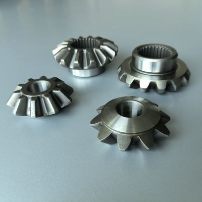 Modello standard del motoriduttore conico elicoidale con diametro primitivo di 3 pollici, adatto per macchinari che richiedono trasmissione di potenza fornitore